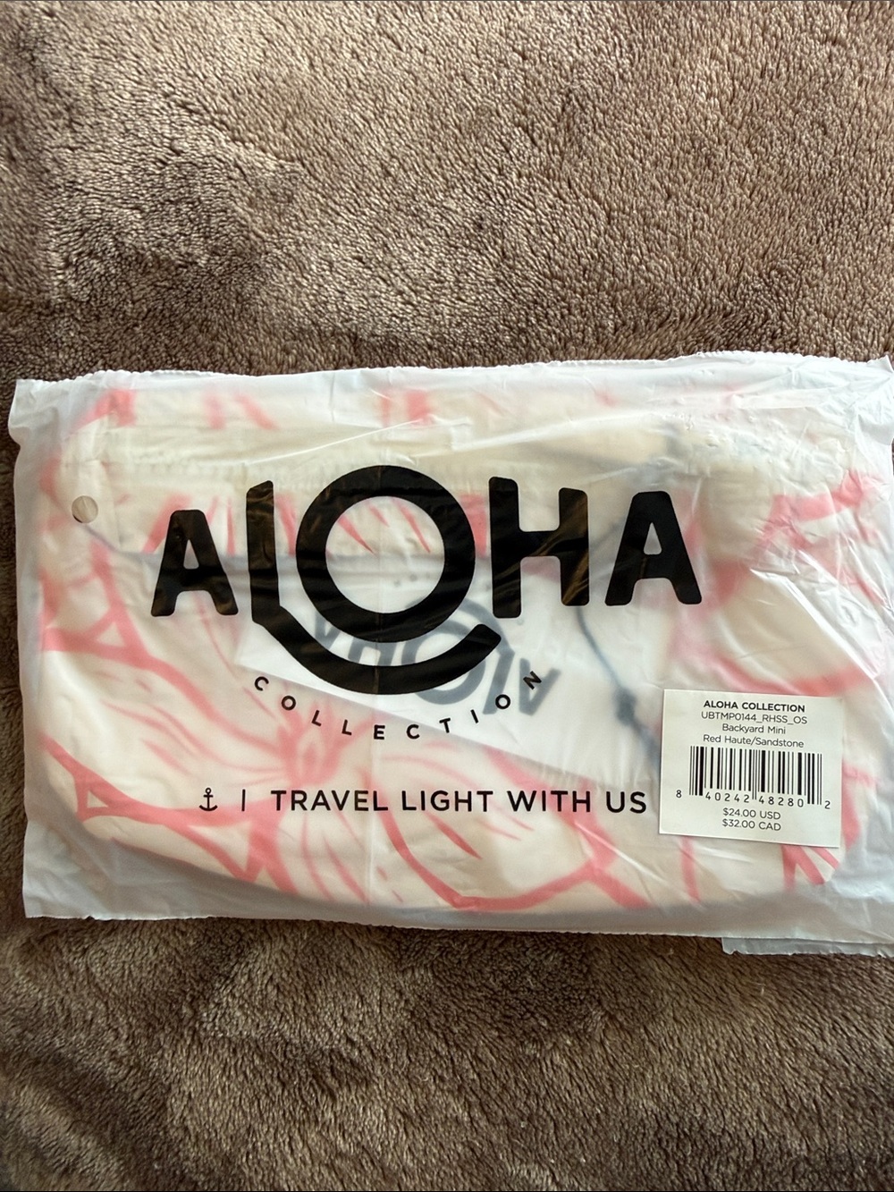 ALOHA Collection Mini Pouch Red Haute on Sandstone - Picture 4 of 4